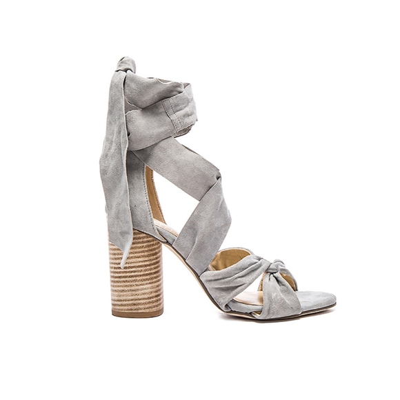 Raye Mayra Heel Smoke - Picture 1 of 6